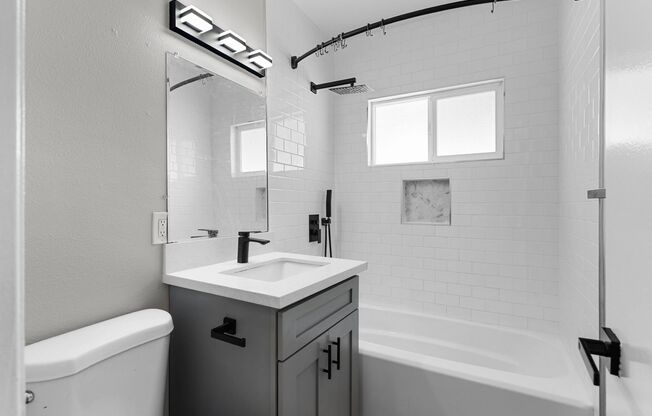 2 beds, 1 bath, 750 sqft, $2,295, Unit 201-05
