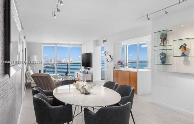 3 beds, 2 baths, 1,792 sqft, $7,500, Unit 335 S Biscayne # 2309