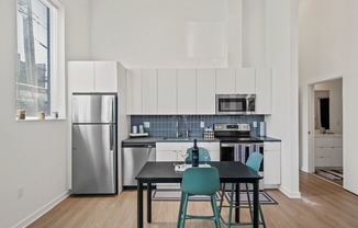 Open Floor Plan Living/Kitchen Space