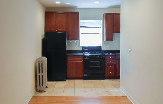 3 beds, 2.5 baths, 1,140 sqft, $3,650, Unit 3918-2