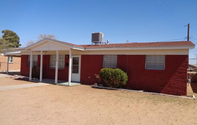 Cute Single Level Northeast Home With Refrigerated Air Located In Quiet Neighborhood