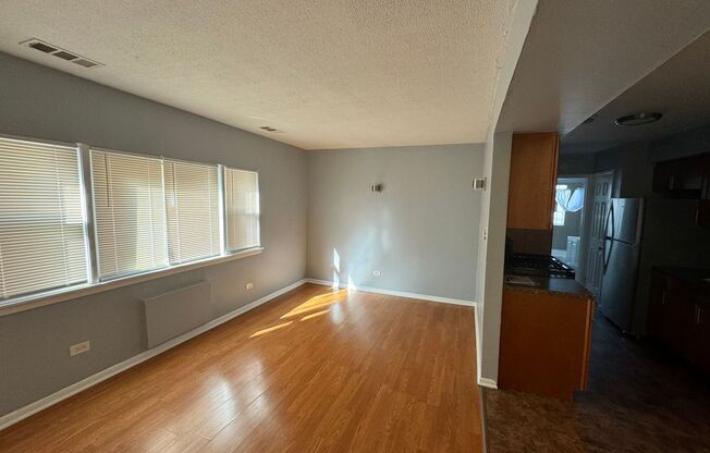 1 bed, 1 bath, $1,475, Unit 8200-5SW