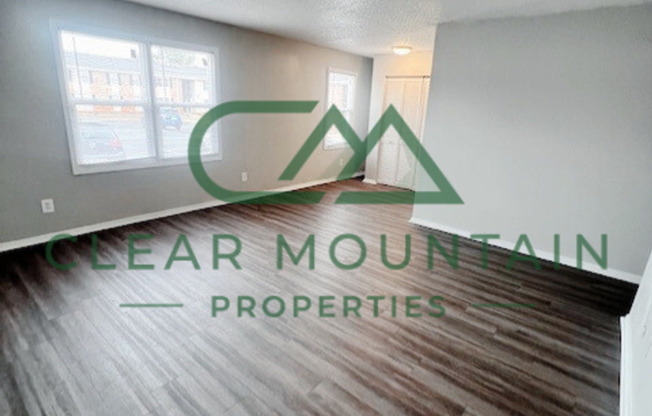 2 beds, 1 bath, 980 sqft, $1,275, Unit 81