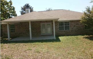 3 beds, 2 baths, $2,000