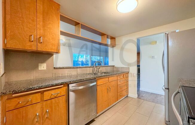 2 beds, 1 bath, 1,202 sqft, $1,700, Unit 2