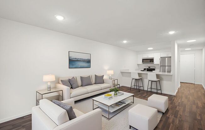 2 beds, 1 bath, 725 sqft, $2,930, Unit 401