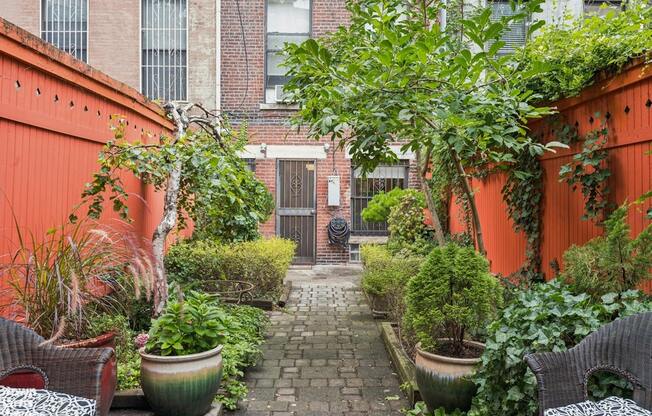 134 W 132 ST