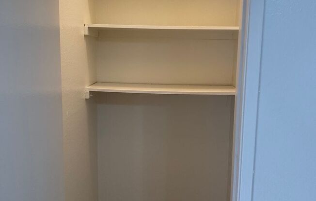 1 bed, 1 bath, 760 sqft, $1,270