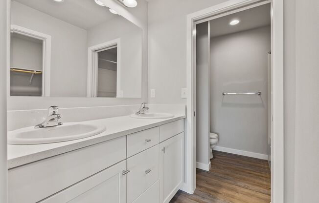 2 beds, 2.5 baths, 1,207 sqft, $1,700, Unit E170