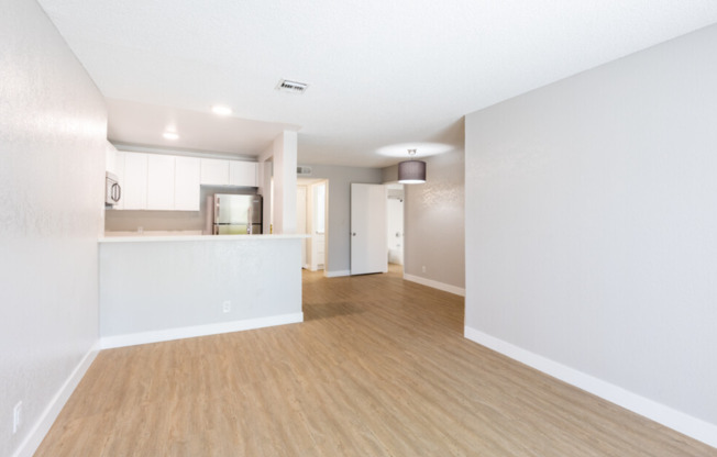 Spacious 2 Bedroom/2 Bath Apartment in KoreaTown -