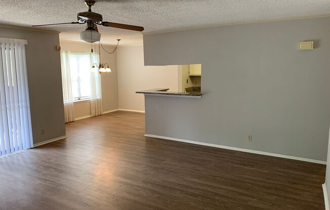 2 Bedroom 2 Bath Condo near Medical Center