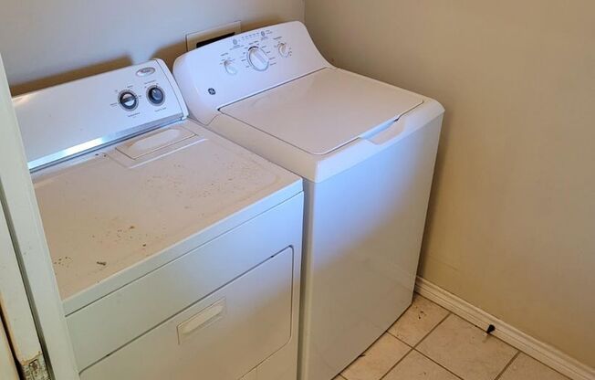 AUGUST 2026 PRE-LEASE!!  Adorable 4 Bedroom 2 Bathroom Home