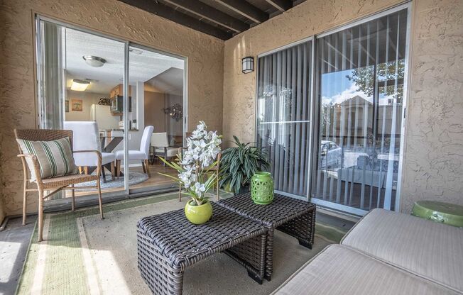 2 beds, 2 baths, 978 sqft, $1,400, Unit 024A