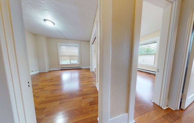 2 beds, 1 bath, $2,445, Unit 209