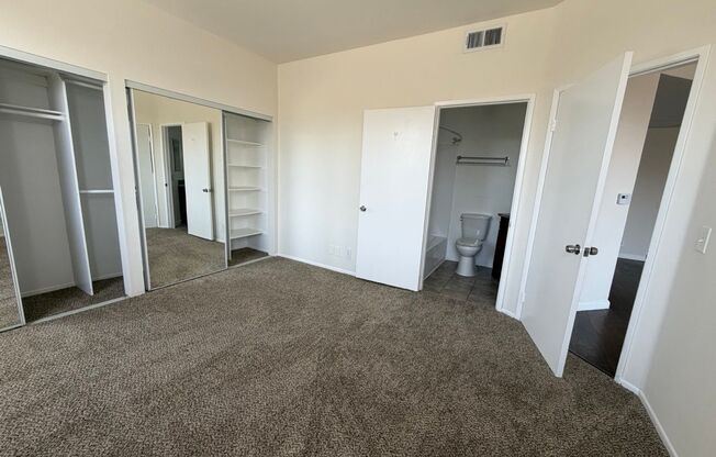 2 beds, 2 baths, 1,000 sqft, $2,498, Unit 303