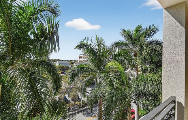 1 bed, 1 bath, 755 sqft, $2,550, Unit #426