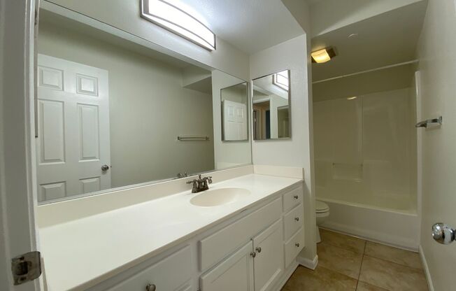 3 beds, 2 baths, 1,000 sqft, $2,963, Unit 30-301