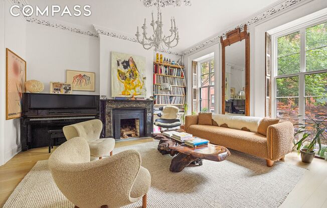 298 STATE ROAD ST TOWNHOUSE