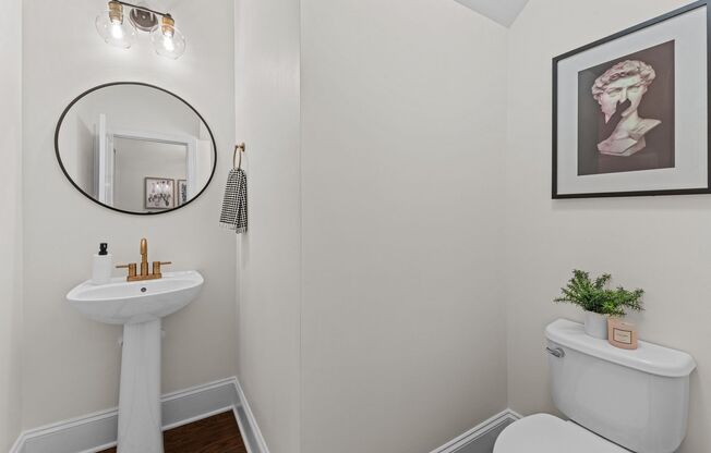 Gorgeous 3 Bedroom Townhome w/ Premium Finishes & Amenities - Pet Friendly!