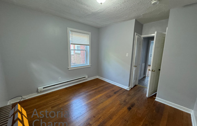 1 bed, 1 bath, $1,100, Unit 4110 Audrey Ave - Unit 2