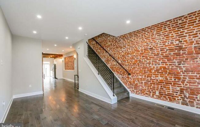 Gorgeously renovated classic row home bordering Brewerytown and Fairmount Park