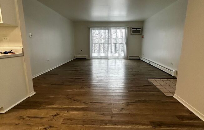 2 beds, 2 baths, 1,026 sqft, $1,949, Unit 1669-202 Quail