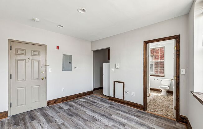 Studio, 1 bath, 350 sqft, $800, Unit A203