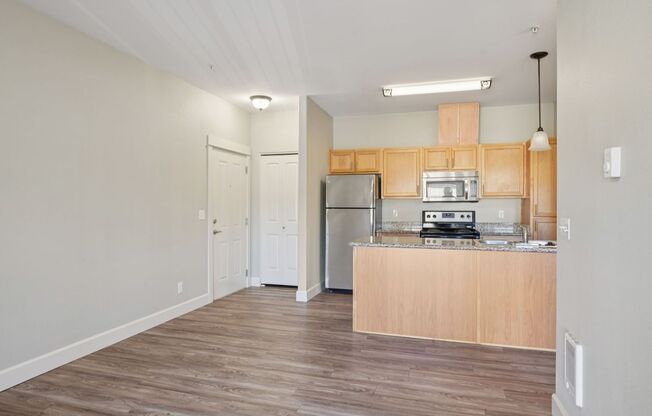 1 bed, 1 bath, 684 sqft, $1,495, Unit 232