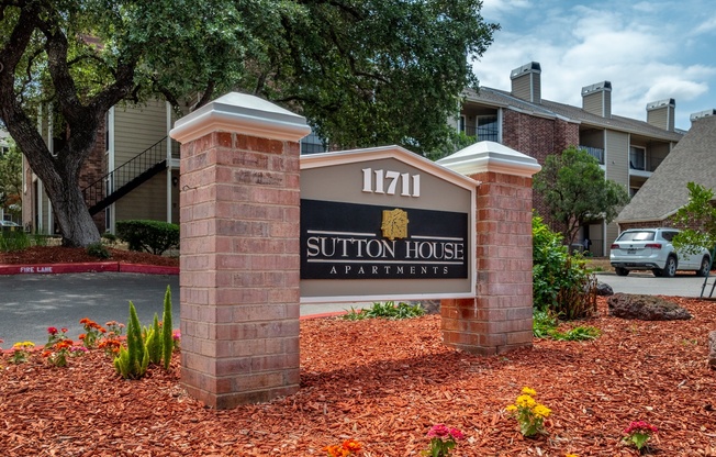 Welcome to Sutton House Apartments