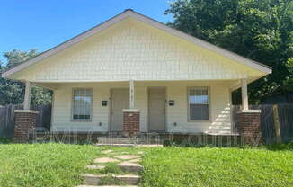 2101 E 2 ST