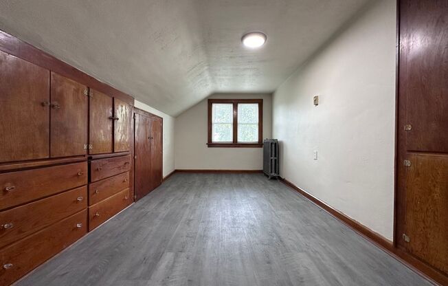 Studio, 1 bath, 500 sqft, $645, Unit Apt. 24