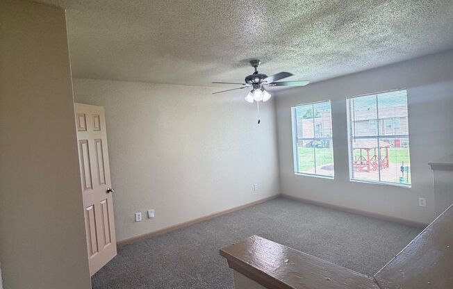 1 bed, 1 bath, 682 sqft, $905, Unit 1416