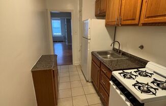 1 bed, 1 bath, $1,201, Unit 2