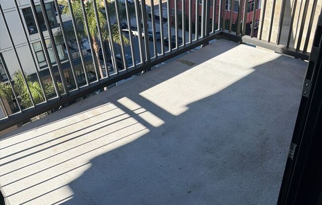 Studio, 1 bath, 464 sqft, $2,495, Unit 609