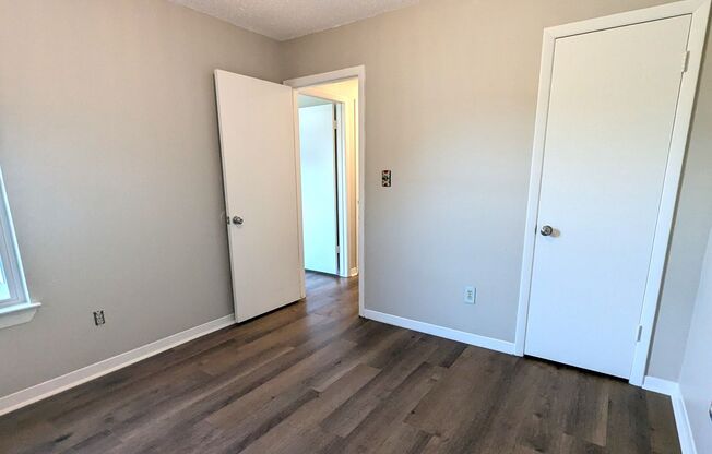 3 beds, 2 baths, 1,000 sqft, $1,650, Unit Unit A