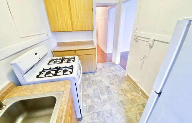 1 bed, 1 bath, 530 sqft, $1,295, Unit 005