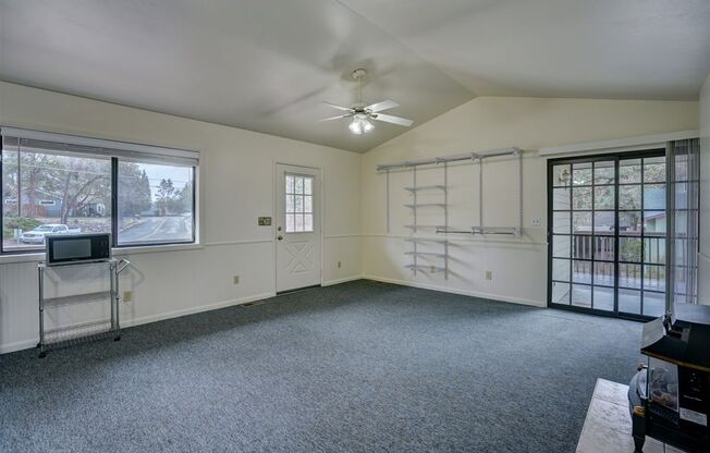 Studio, 1 bath, 500 sqft, $1,100, Unit Unit C