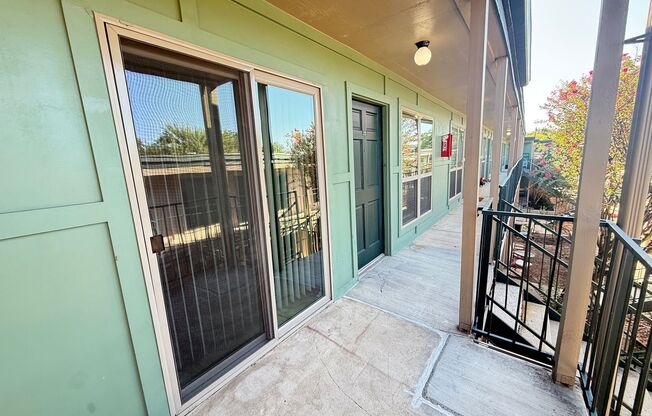 2 beds, 1 bath, 924 sqft, $1,709, Unit OPA-225