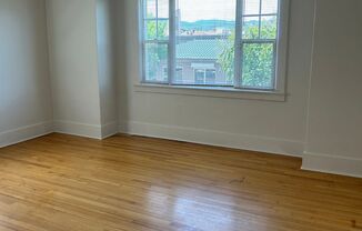 38 N OAKDALE AVE