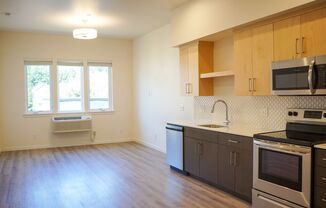 1 bed, 1 bath, $1,795, Unit 303