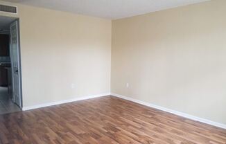 1858 Ave Q SW