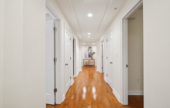4 beds, 4 baths, 2,463 sqft, $12,000, Unit B811