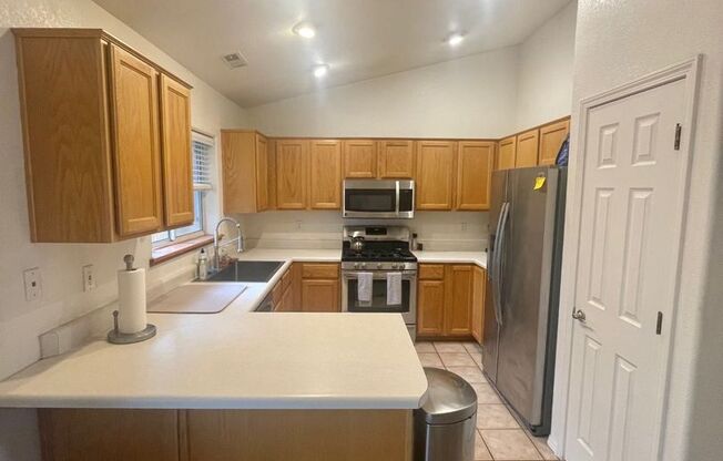 3 beds, 2 baths, $2,800