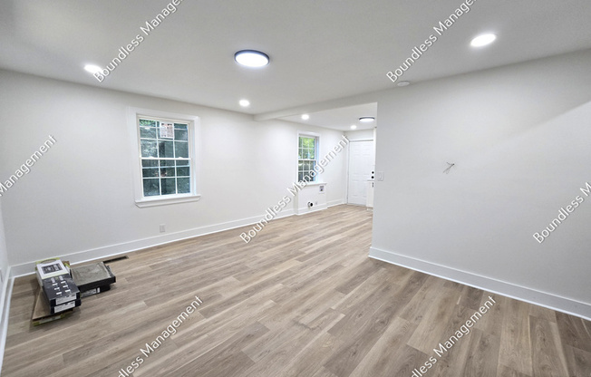1398 MCCLELLAND AVE