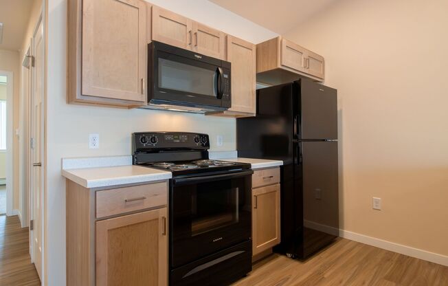 1 bed, 1 bath, 749 sqft, $1,324, Unit EC 4237-09