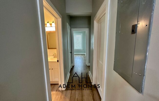 3 beds, 1 bath, $1,300