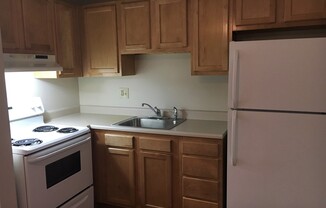 1 bed, 1 bath, 650 sqft, $795, Unit 940-06