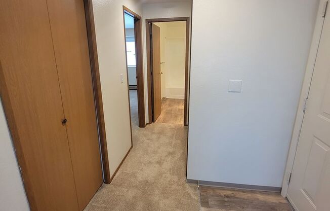 1 bed, 1 bath, 724 sqft, $1,525, Unit 1334