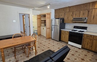 1 bed, 1 bath, 900 sqft, $2,200, Unit 3