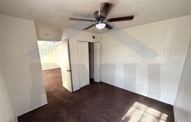 AVAILABLE NOW!!! Half Duplex 2 bed 1 bath in Dallas